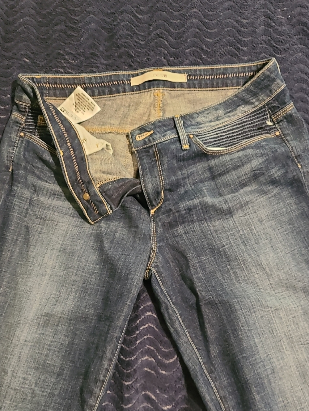 JOE'S JEANS Chelsea Fit Straight Leg Women’s Denim. Sz 31 Tall